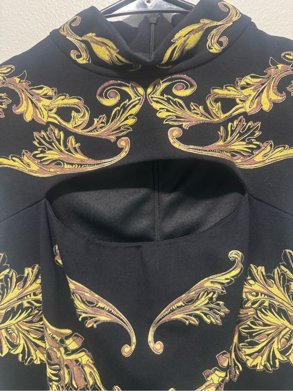 Cache Black Body Con Dress with Gold Baroque Embellishment - Picture 2 of 8